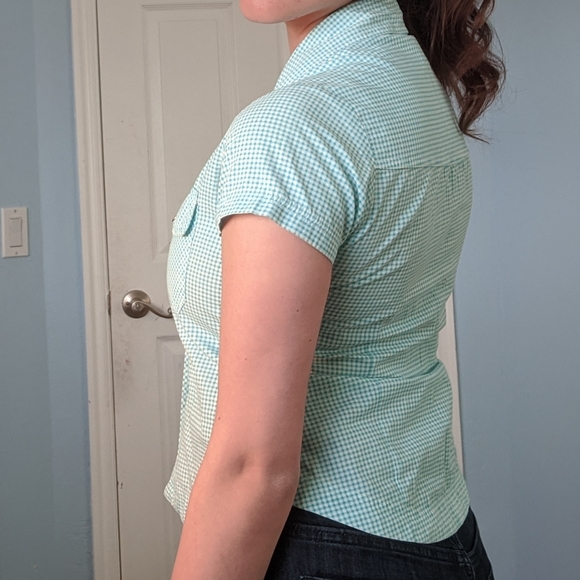 Tiffany and tomato gingham blue button up shirt - Picture 2 of 4